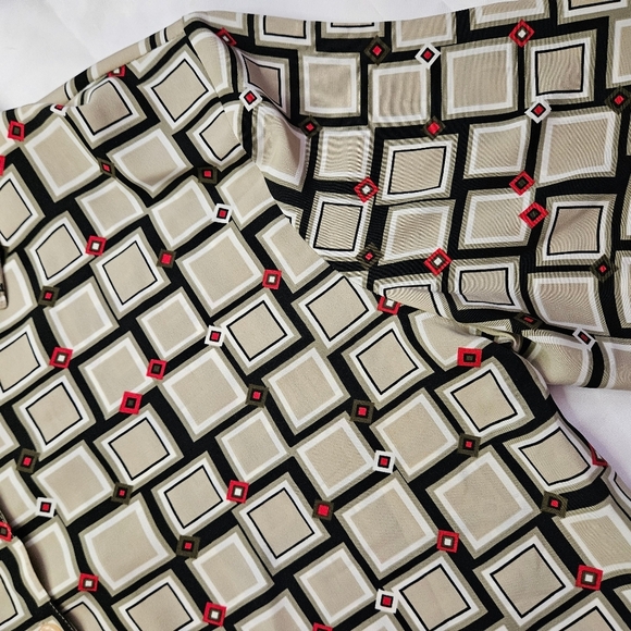 Impressions Womens Beige And Black Geometric Design Button Up Blouse Size L - Picture 4 of 13